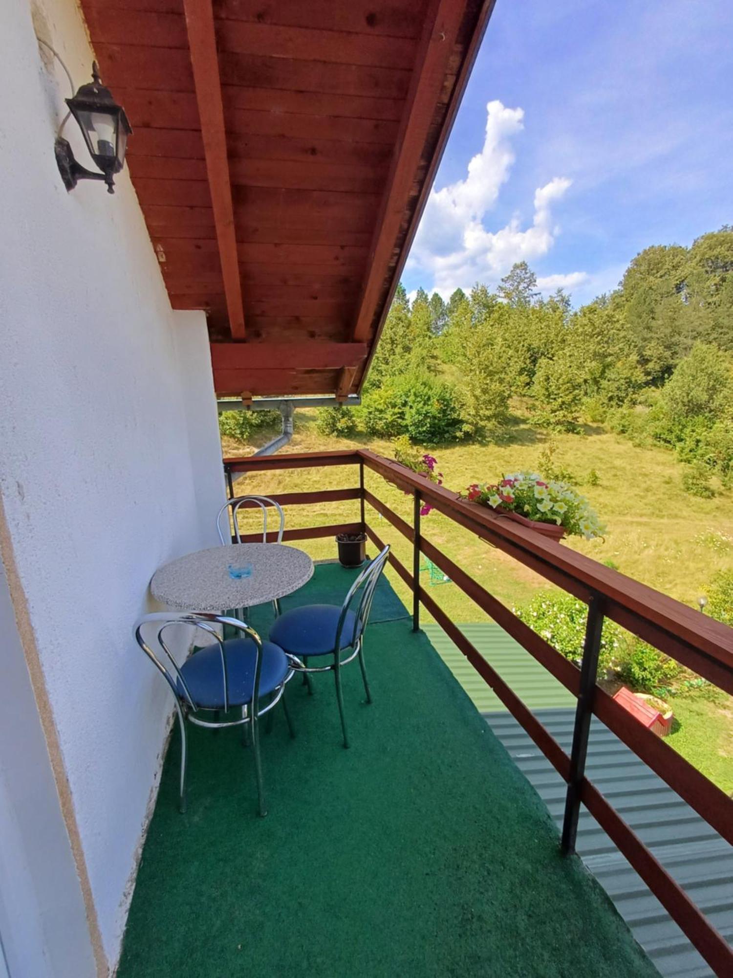Apartman Denis Una Luzine Dış mekan fotoğraf
