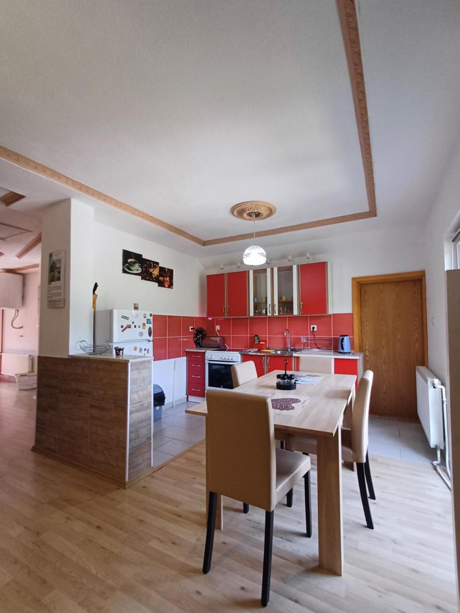 Apartman Denis Una Luzine Dış mekan fotoğraf