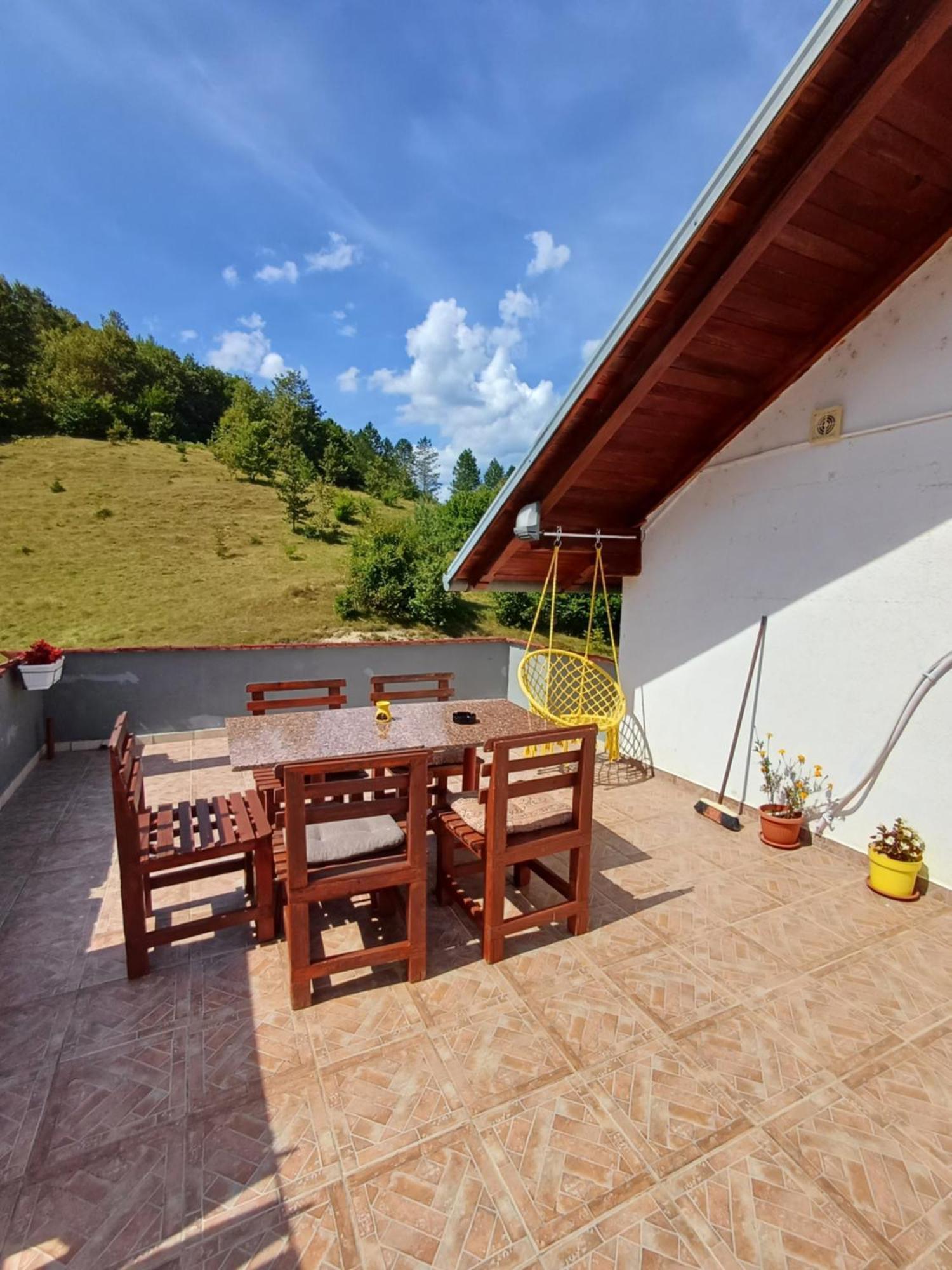 Apartman Denis Una Luzine Dış mekan fotoğraf
