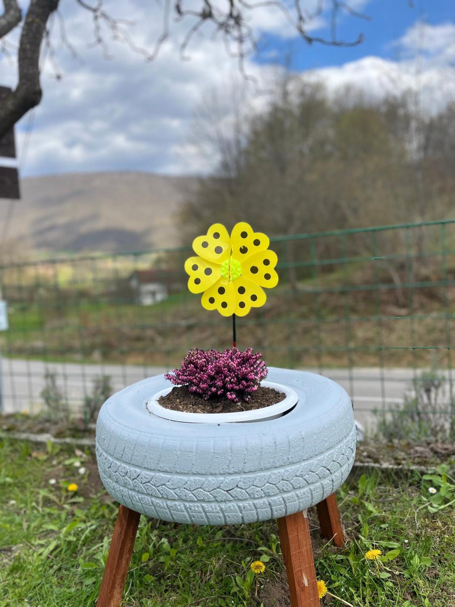Apartman Denis Una Luzine Dış mekan fotoğraf